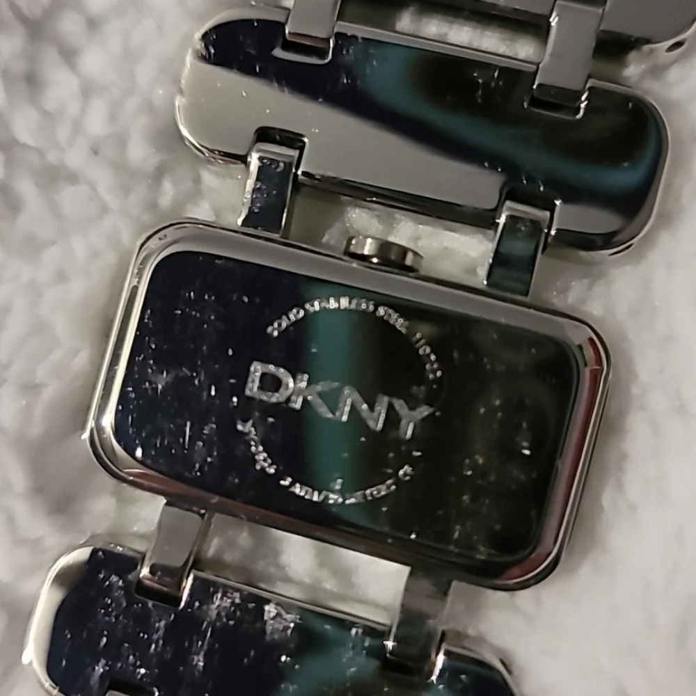 DKNY Solid Stainless Steel Rectangular Ingots Ladies Watch NY-3836 Needs Battery